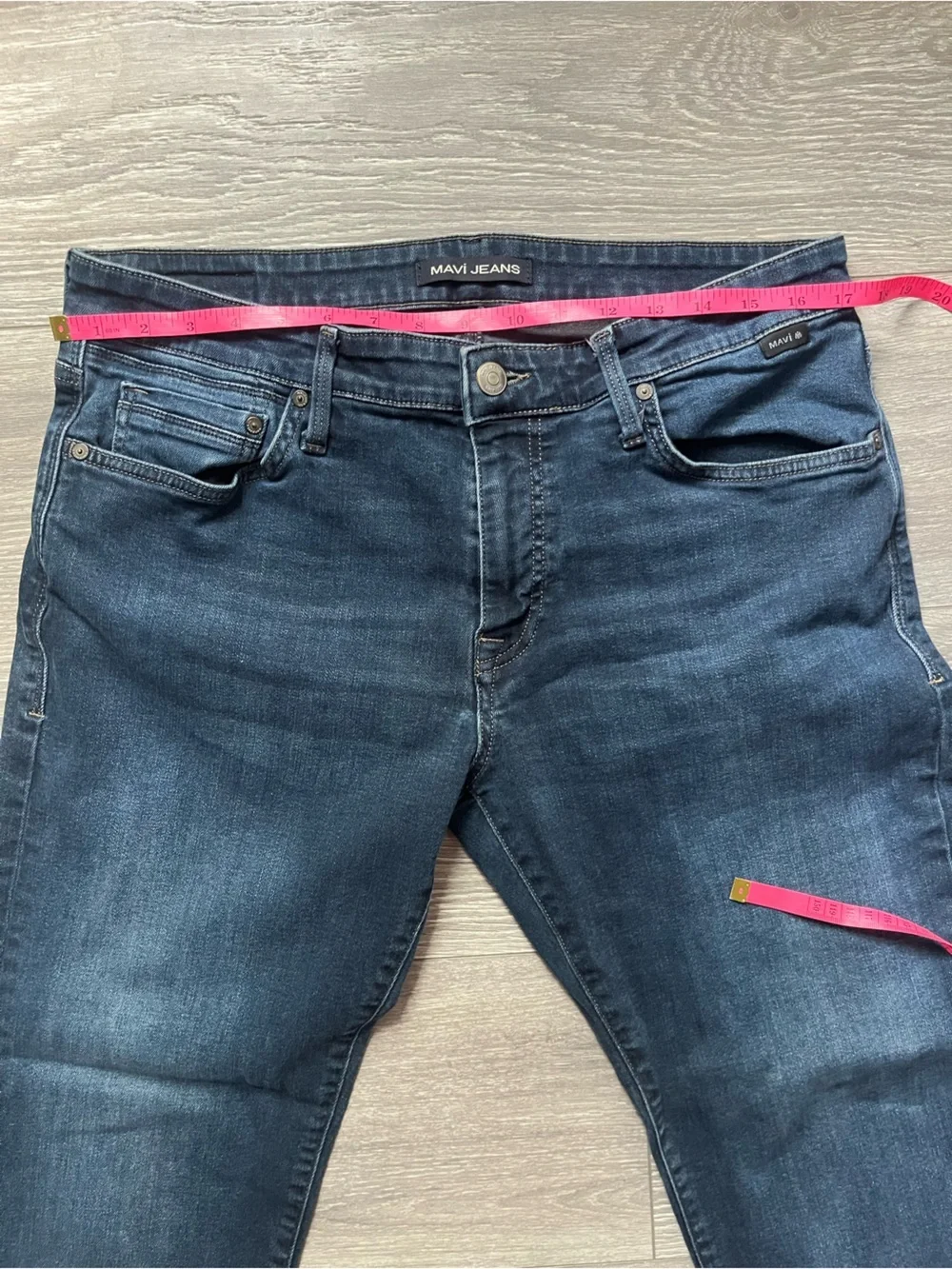 Mavi Medium Wash Straight Leg Denim Classic Preppy Blue Jeans Size 34” X 32”